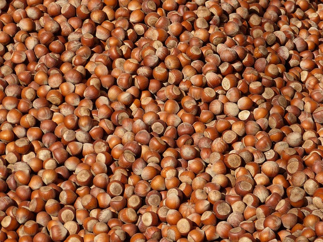 Come posso aggiungere le nocciole alla mia dieta?